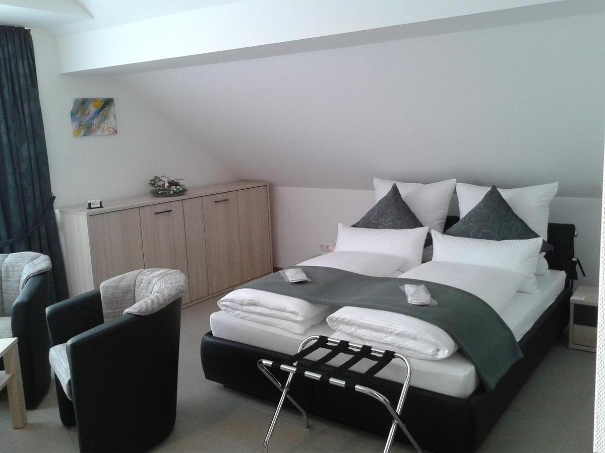 Dzt-Schwarzwaldhotel Garni Unterkirnach Værelse billede
